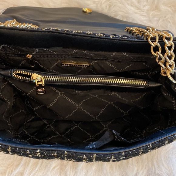 Steve Madden (Bledger)Shoulder Bag - Black & Gold - Picture 11 of 13